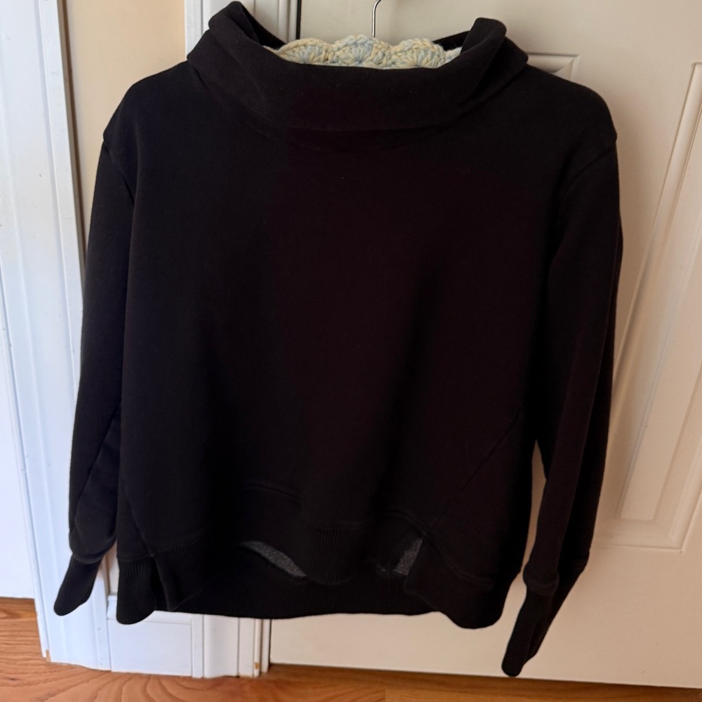 Athleta black turtle neck